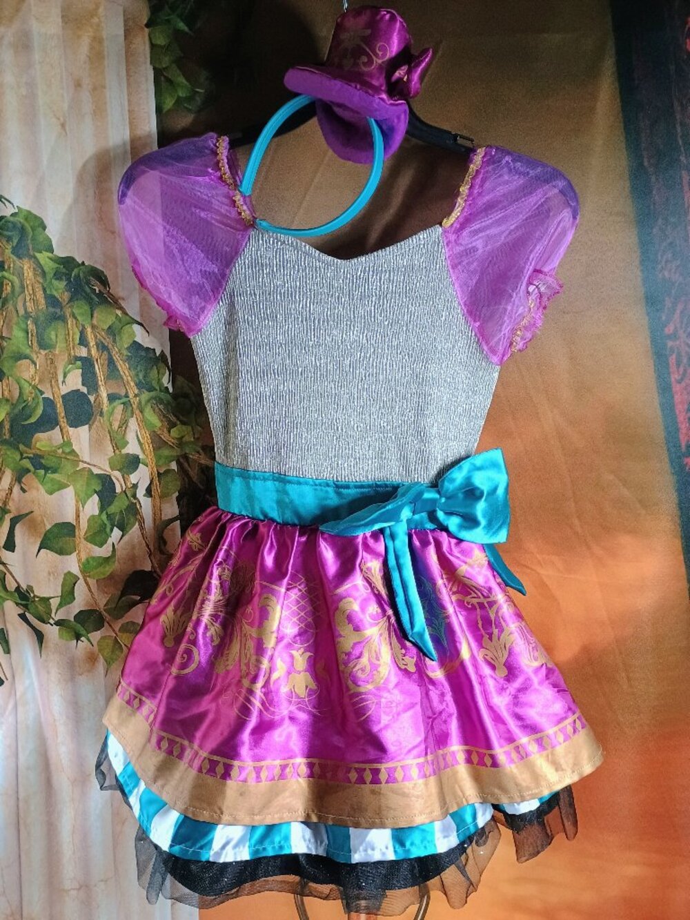 Ever After Sizer 8-10M Purple & Silver Madeline Hatter Costume Set